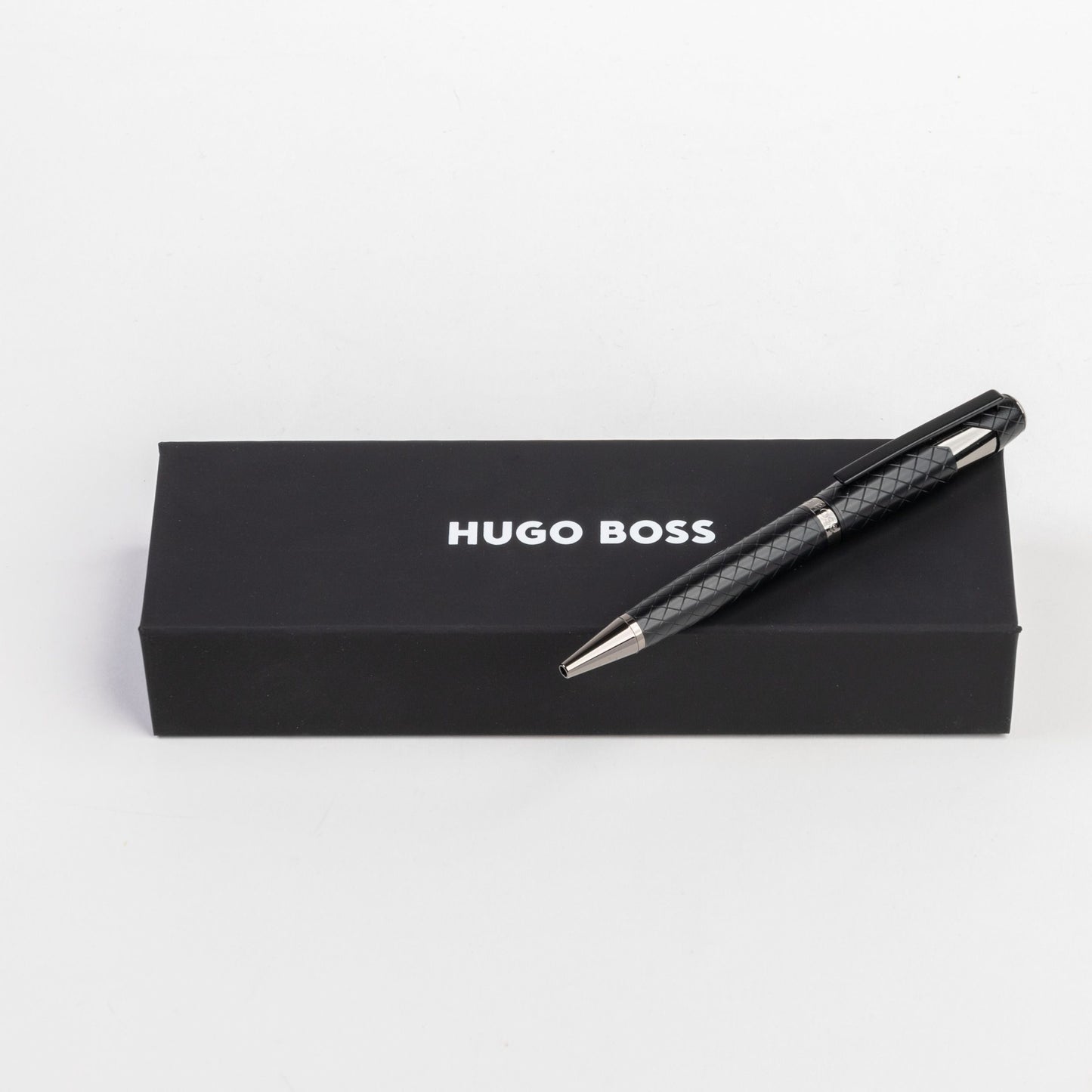 Hugo Boss - Ballpoint Pen Chevron Black -Product Code: HSS2524A